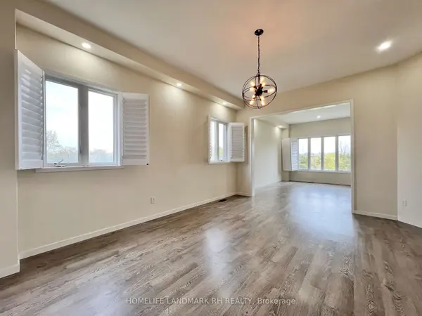 28 Elyse CT, Aurora, ON L4G 2C9