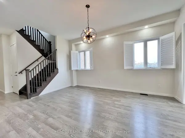 28 Elyse CT, Aurora, ON L4G 2C9