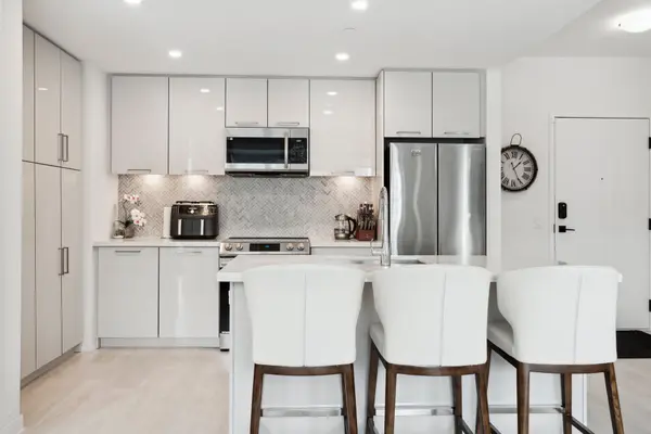 415 Sea Ray AVE #328, Innisfil, ON L9S 0R5