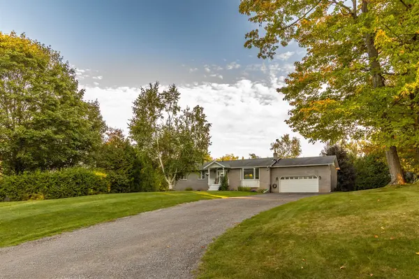 6 Whitt CRES, Kawartha Lakes, ON L0A 1A0