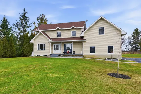 14229 County Road 2 RD, South Stormont, ON K0C 1M0