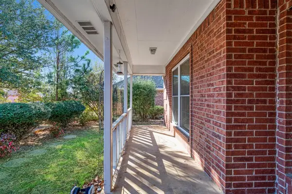 2705 Briarwood Drive, Paris, TX 75460