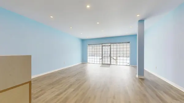 66 Maple AVE #101, Barrie, ON L4N 1R8