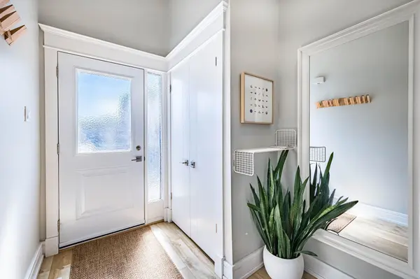 1536 Sixth Line #6, Oakville, ON L6H 2P2