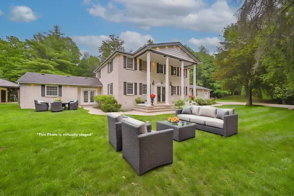 62 Gibson Lake DR, Caledon, ON L7E 4B2