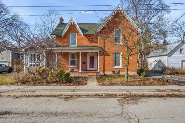 122 West ST W, Greater Napanee, ON K7R 2P4