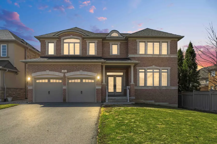 135 Pieta PL, Vaughan, ON L4H 3G2