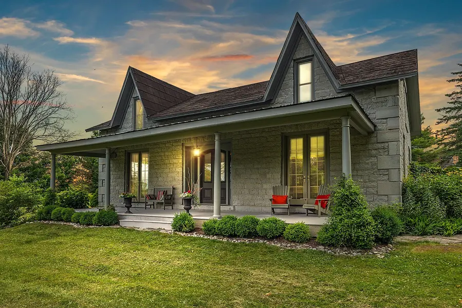 187 SIMMONS RD, Loyalist, ON K0H 2H0