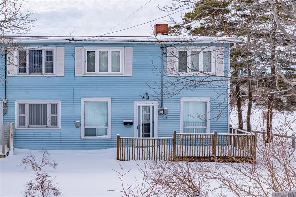 815 Topsail Road, Mount Pearl, NL A1N 3J6