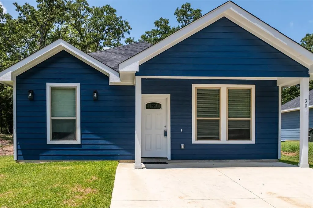 301 Harris Boulevard, Malakoff, TX 75148