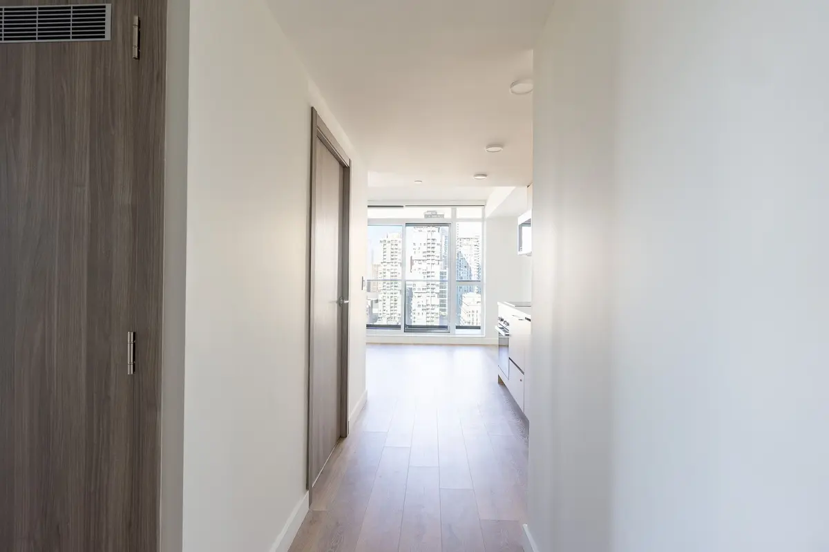 38 Widmer ST #2701, Toronto C01, ON M5V 0P7