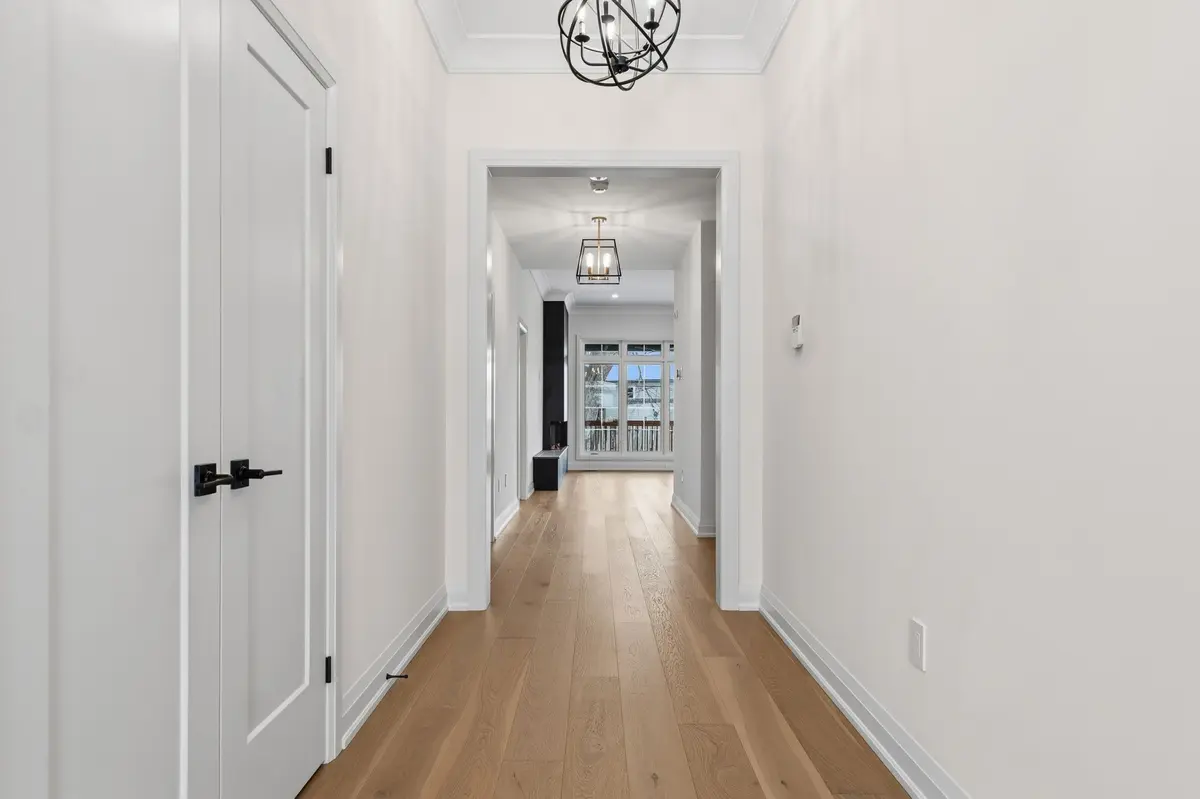 60 Pleasant AVE N, Fort Erie, ON L0S 1N0