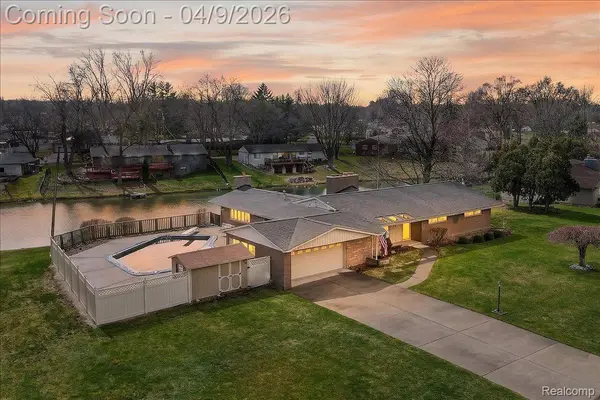 3955 Cambrook LN, Waterford Charter Township, MI 48329