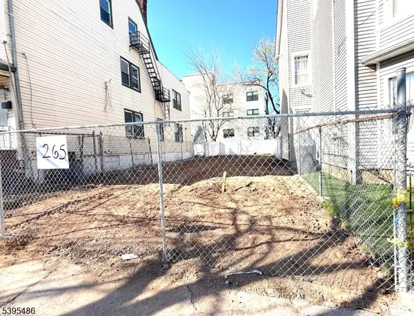 265 Hamilton Ave, Paterson City, NJ 07501