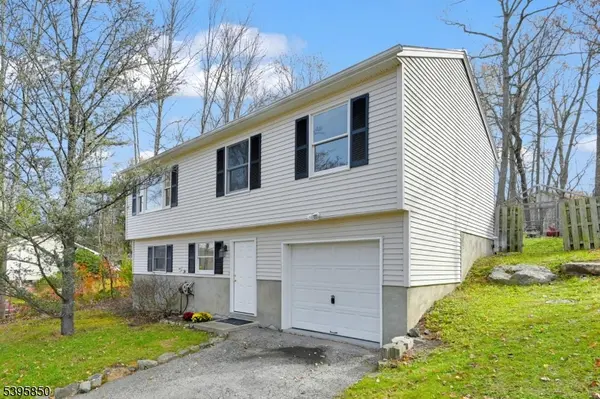 96 Papscoe Rd, West Milford Twp., NJ 07421