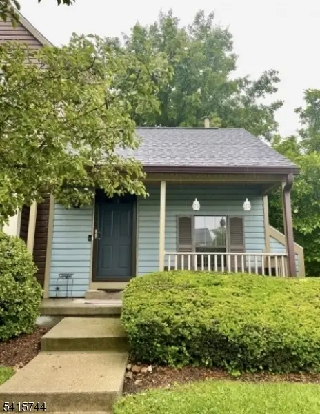 70 Wood Duck Ct,  Allamuchy Twp.,  NJ 07840