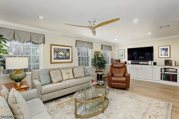 3 Overlook Ter, Chester Twp., NJ 07930