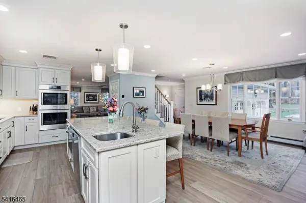 3 Overlook Ter, Chester Twp., NJ 07930