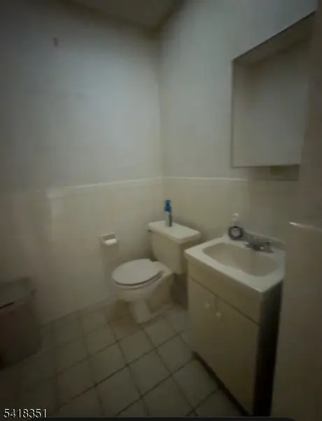 91 Pacific St, Newark City, NJ 07105