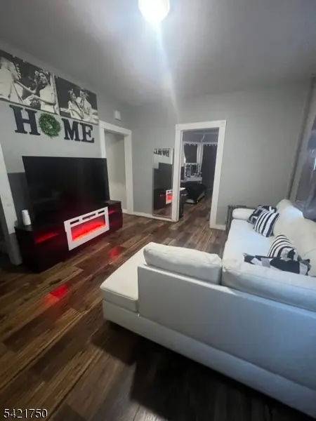 21 Terrace Pl #1, Belleville Twp., NJ 07109