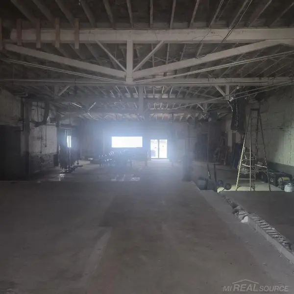 69264 Main ST, Richmond, MI 48062