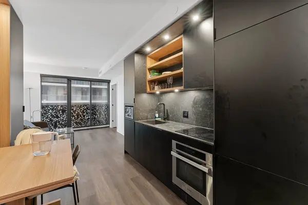 55 Charles ST E #3708, Toronto C08, ON M4Y 0J1