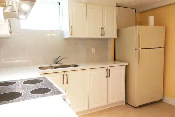 51 Wilkinson DR #Lower, Toronto C15, ON M2J 3Z6