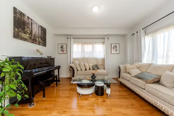 2504 Prestonvale RD, Clarington, ON L1E 3G8