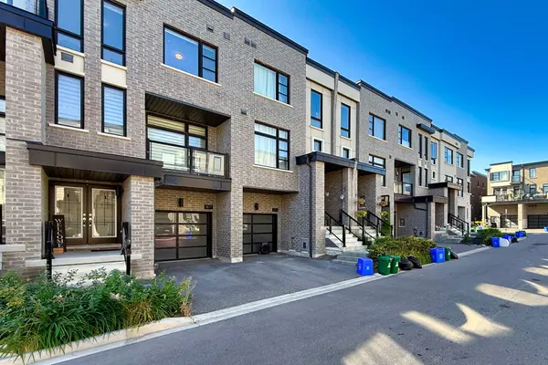 1671 Hidden Valley Glen N/A, Pickering, ON L1X 0H7