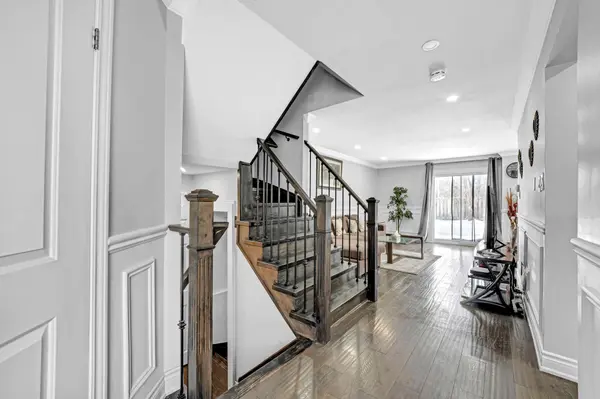 109 Millington CRES, Ajax, ON L1T 1R7