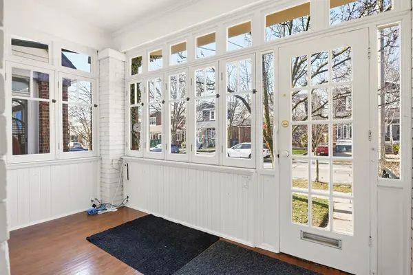 549 Milverton BLVD, Toronto E03, ON M4C 1X6