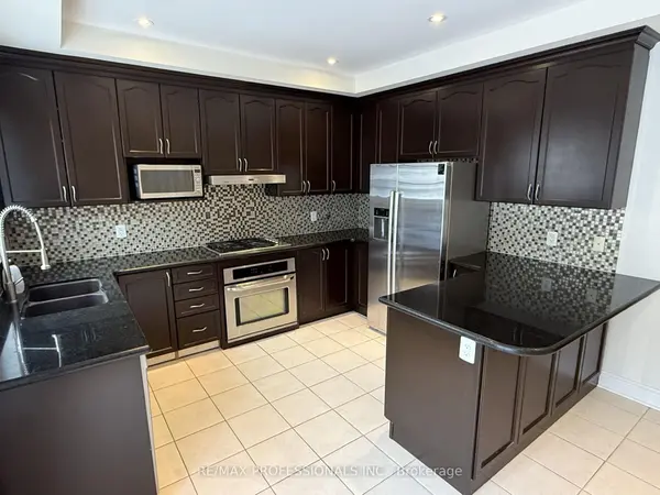 72 Upper Duke CRES, Markham, ON L6G 0B6