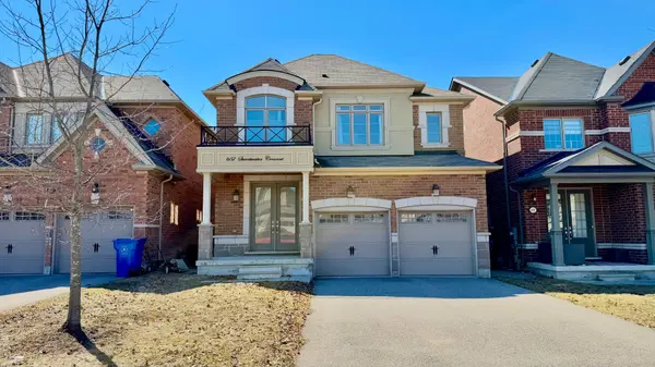 657 Sweetwater CRES, Newmarket, ON L3X 1C5