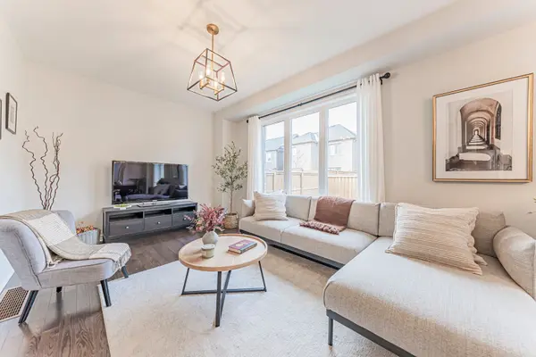 28 Kerr ST, Collingwood, ON L9Y 4B6