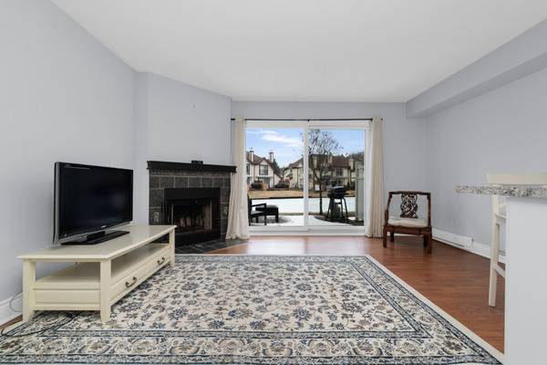 11 Laguna Pkwy #4, Ramara, ON L0K 1B0