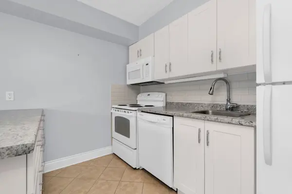 11 Laguna Pkwy #4, Ramara, ON L0K 1B0