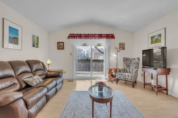 231 Oxford ST #14, Orillia, ON L3V 7S6