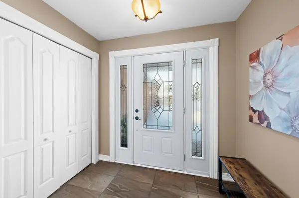 21 SLADE CRES, Kanata, ON K2K 2L1