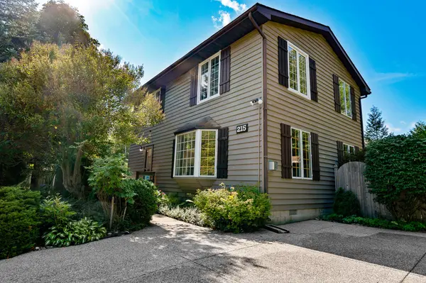 215 Island ST, Saugeen Shores, ON N0H 2L0