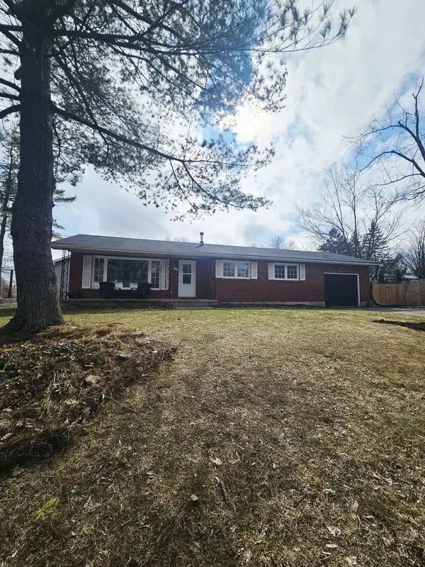 49 Kennedy DR, Kawartha Lakes, ON K0M 1N0