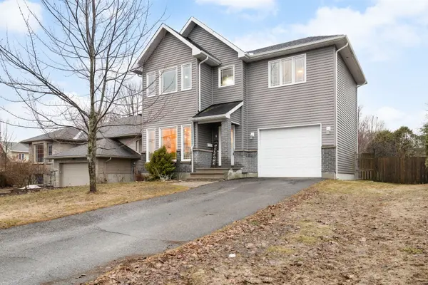 6 Francis ST, Carleton Place, ON K7C 0C6