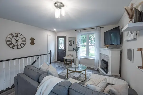 297 Towerhill RD, Peterborough, ON K9H 7N1