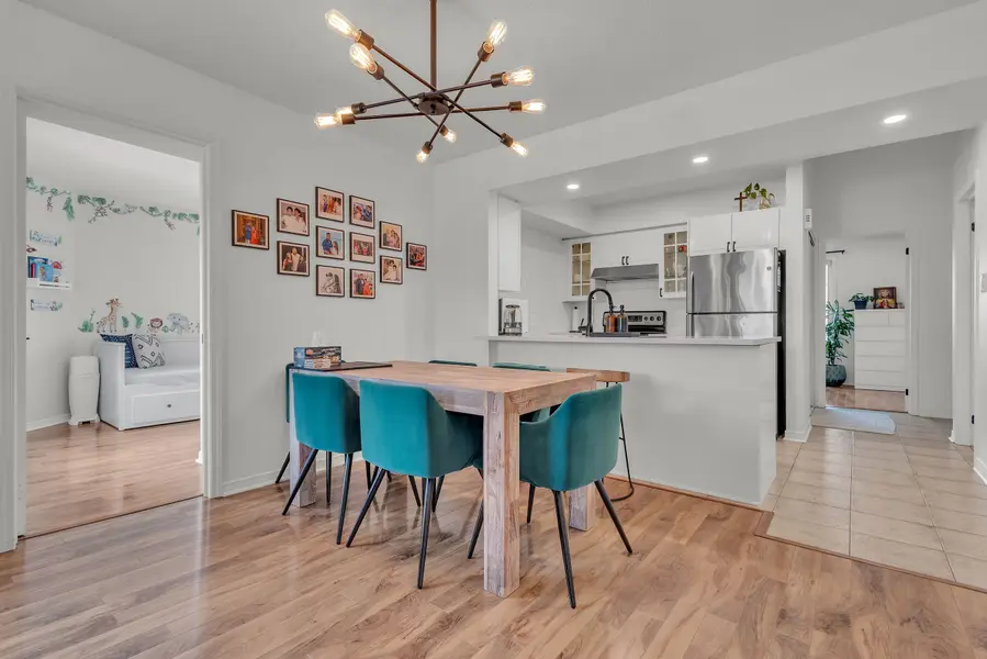 51 Petra WAY #3, Whitby, ON L1R 0A7