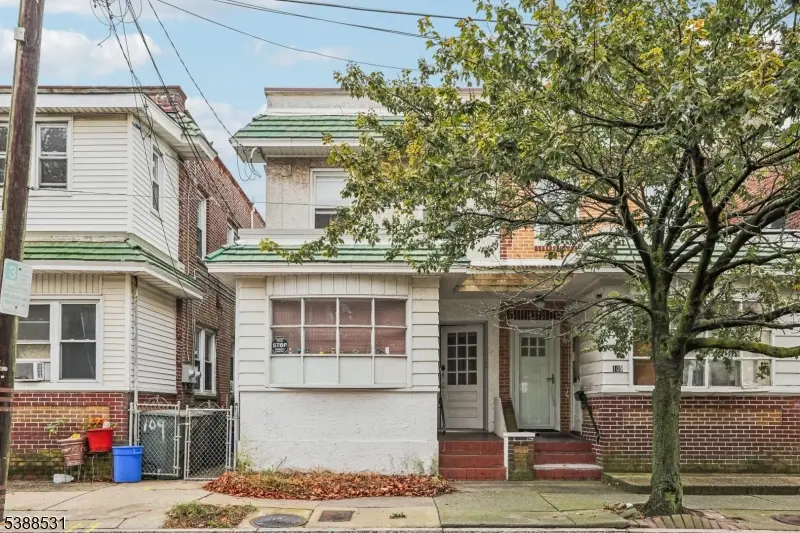 107 Saint Davids Pl, Atlantic City, NJ 08401