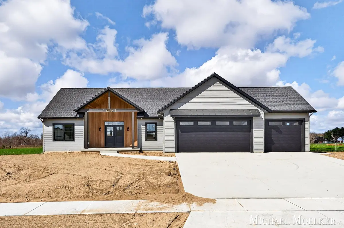 12479 Nora CT, Allendale Twp, MI 49401