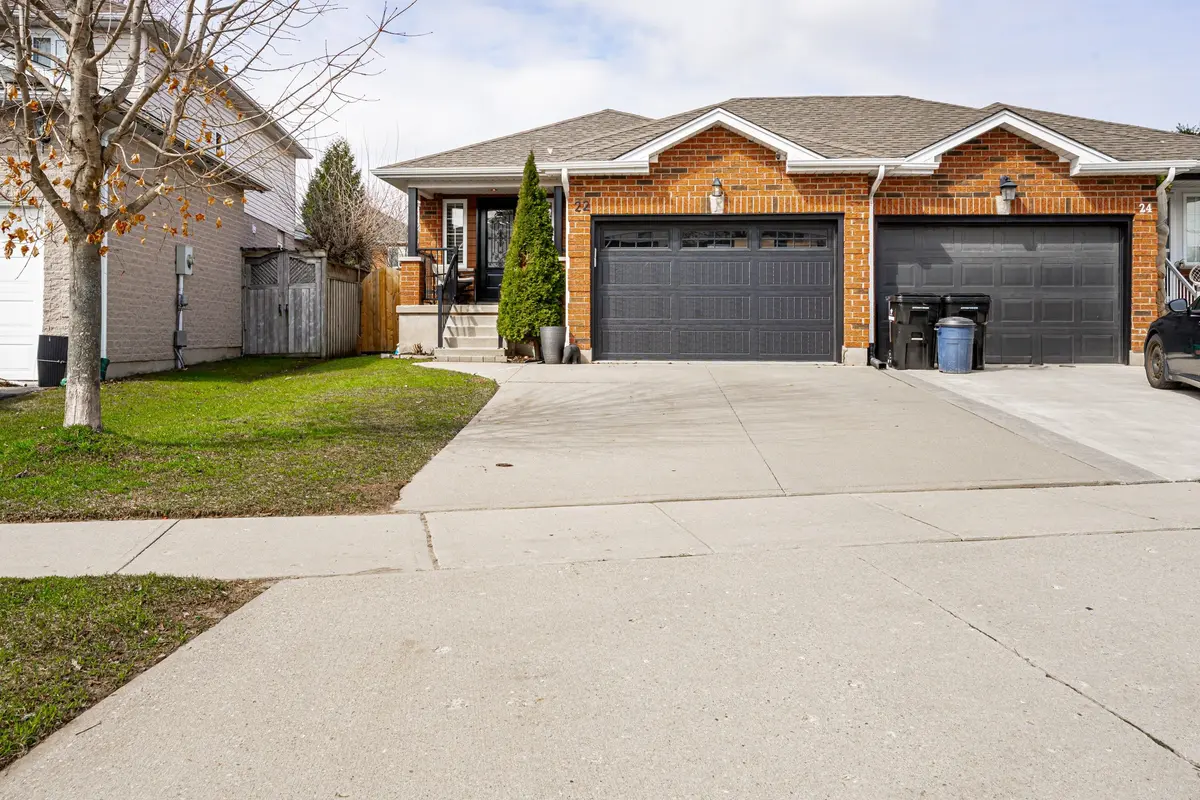 22 Martson CRES, Cambridge, ON N3C 4G3