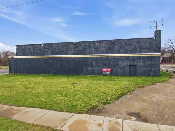 10320 Van Dyke ST, Detroit, MI 48234