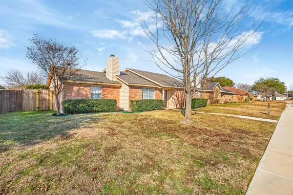 2709 College Park Drive, Rowlett, TX 75088