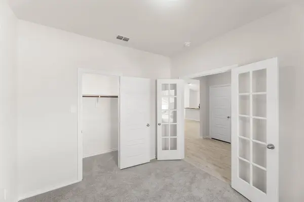 704 Stone Eagle Drive, Azle, TX 76020