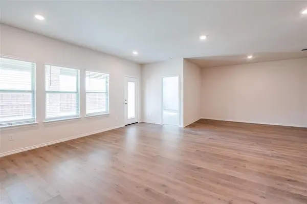 1819 Pecan Valley Drive, Kaufman, TX 75142